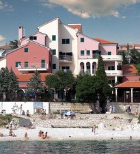 Caritasovi korisnici na ljetovanju u Novom Vinodolskom